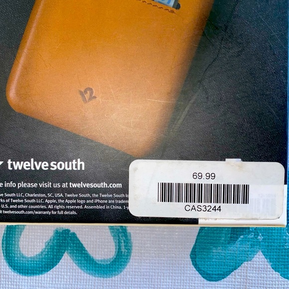 Twelve South - Relaxed Leather iPhone 7 Plus Case - Picture 6 of 10